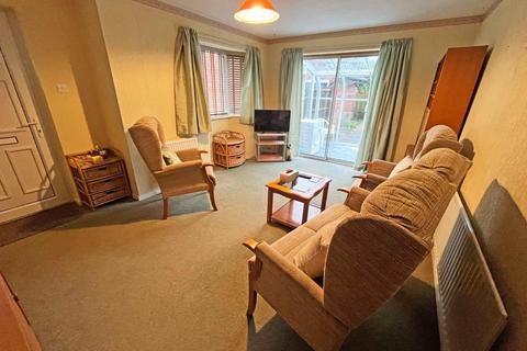 1 bedroom detached bungalow for sale, Goodacre, Peterborough PE2