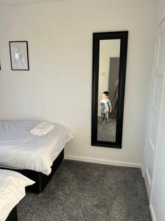 3 bedroom flat to rent, Barrack Road, Newcastle upon Tyne NE4