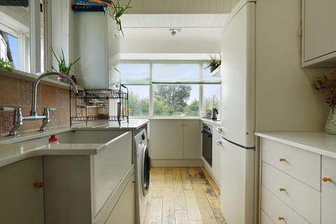 2 bedroom maisonette for sale, Meadowview Road, Catford