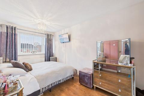 3 bedroom terraced house for sale, Brunton Walk, Kingston Park, Newcastle Upon Tyne, NE3