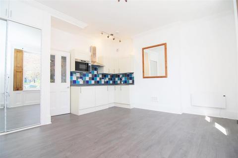 undefined, Richmond Road, Kingston Upon Thames KT2
