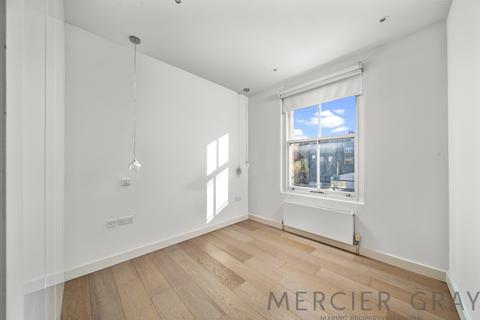 3 bedroom flat to rent, Regents Park Road, London NW1
