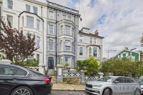 2 bedroom flat for sale, Anglesea Terrace, St. Leonards-On-Sea