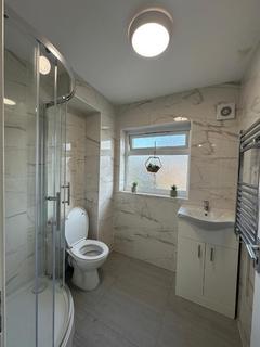 1 bedroom in a house share to rent, 85 Radcliffe Road, Belmont Circtle, Harrow