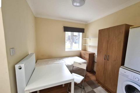 Kenwyn Drive, London