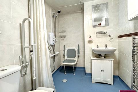 2 bedroom terraced house for sale, Main Road, Ffynnongroyw, CH8 9SL