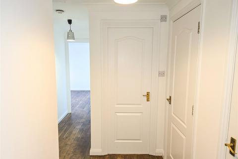 2 bedroom apartment to rent, Bunce Drive, Caterham, Surrey, CR3