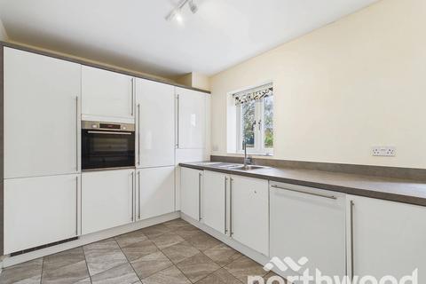 4 bedroom townhouse for sale, Campion Close, Ashford, TN25