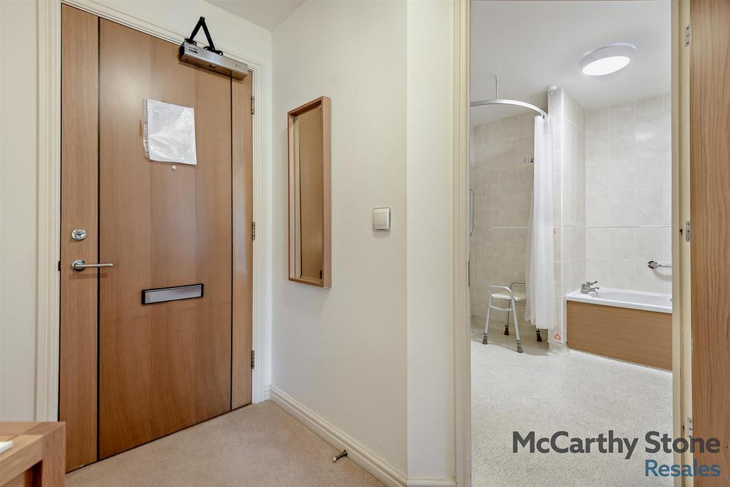 8676915-interior05-800.jpg