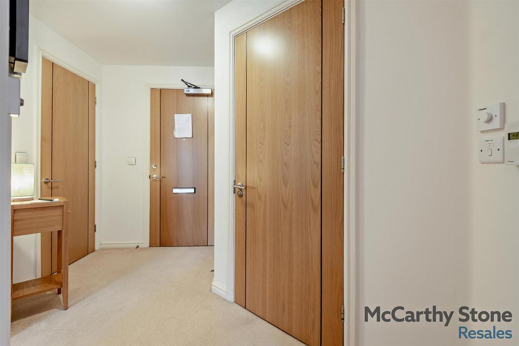 8676915-interior06-800.jpg