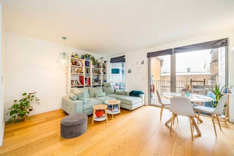 1 bedroom flat for sale, Woodger Road, London W12