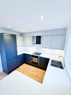 4 bedroom terraced house to rent, Bomford Place, Pershore WR10