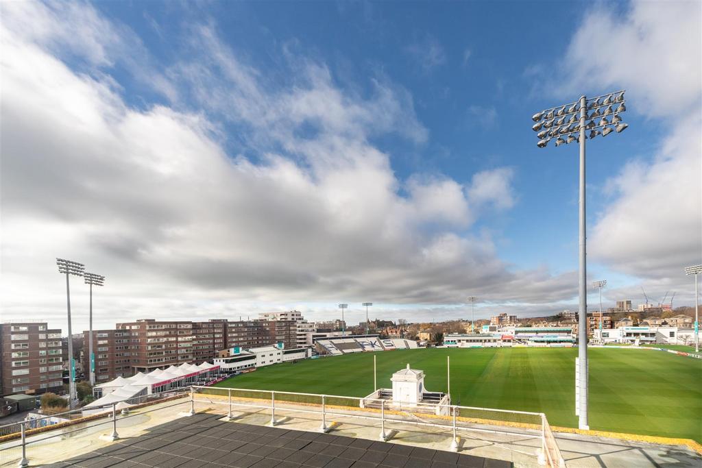 Communal Roof Terrace