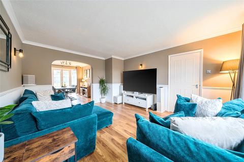 4 bedroom detached house for sale, Meadowbank Road, Surrey GU18