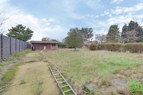 undefined, King Edward Avenue, Rainham RM13