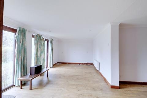 undefined, King Edward Avenue, Rainham RM13