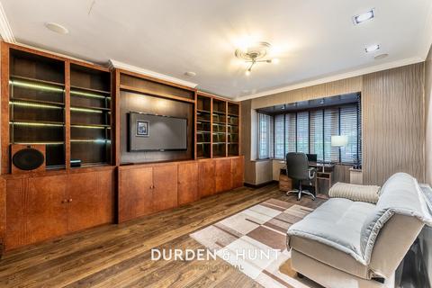 undefined, Roebuck Lane, Buckhurst Hill, IG9