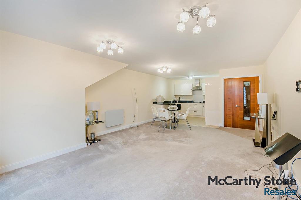8676641-interior02-800.jpg