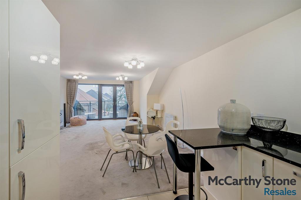 8676641-interior05-800.jpg