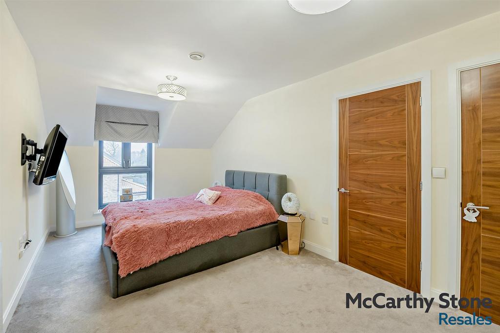 8676641-interior16-800.jpg