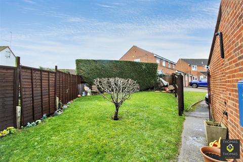 3 bedroom semi-detached house for sale, Gladiator Close, Brockworth