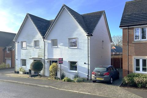 undefined, Ruppell Rise, Haywards Heath RH16