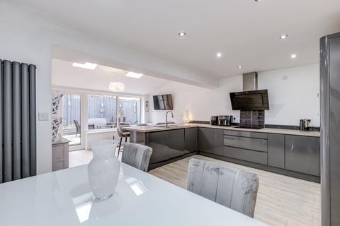 undefined, Crestfield Grove, Wigan WN6