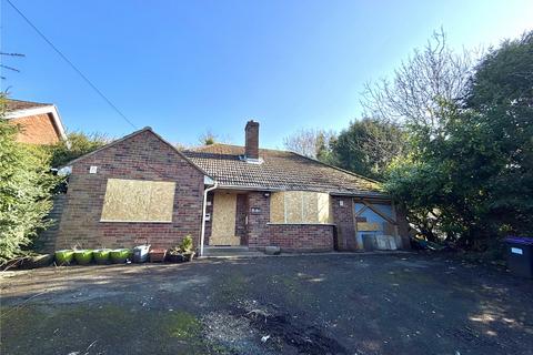 2 bedroom bungalow for sale, Withington Close, Oakengates, Telford, Shropshire, TF2