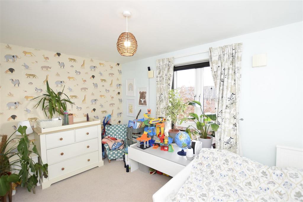 Bedroom2..JPG