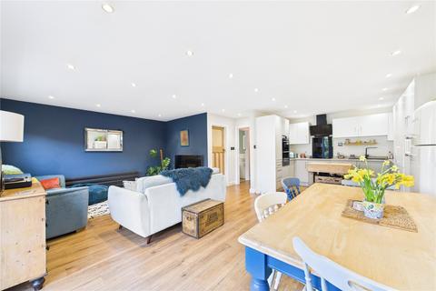 4 bedroom bungalow for sale, Chestnut Avenue, Suffolk NR32