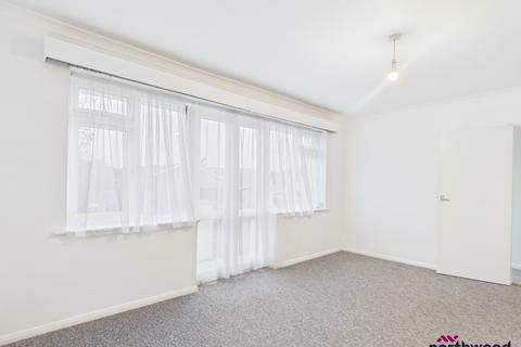 1 bedroom apartment to rent, Farmlands Close, Polegate, BN26