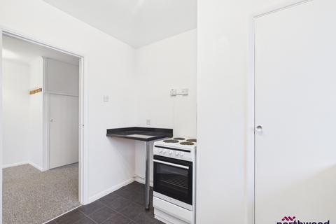 1 bedroom apartment to rent, Farmlands Close, Polegate, BN26