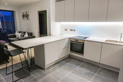 2 bedroom apartment to rent, Block B, Local Blackfriars, M3 7DA