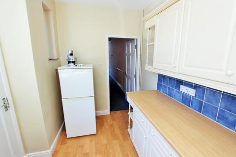 2 bedroom terraced house to rent, Ullswater Street, Leicester, LE2