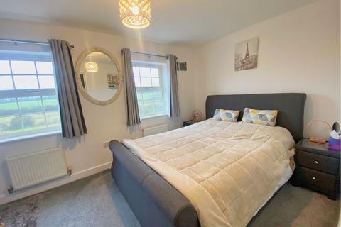 4 bedroom semi-detached house for sale, Thwaite Close, Great Oakley, Corby, NN18
