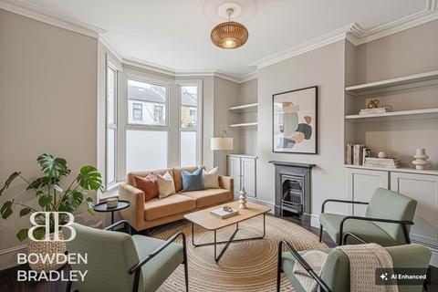 3 bedroom terraced house for sale, Napier Road, London, E11