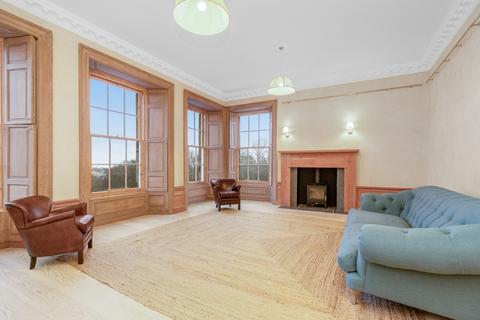 4 bedroom flat to rent, Frederick Street, New Town, Edinburgh, EH2