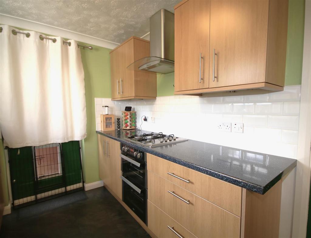 Kitchen c.JPG