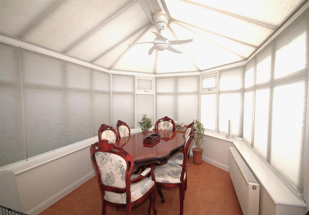 Conservatory a.JPG