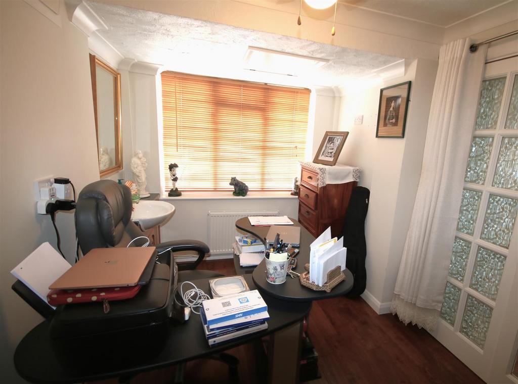 Office b.JPG
