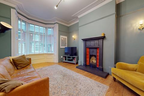 3 bedroom terraced house for sale, Rosebery Avenue, South Shields, Tyne And Wear, NE33 3EU