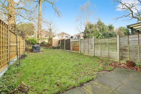 3 bedroom townhouse for sale, Wheelock Close, Alsager