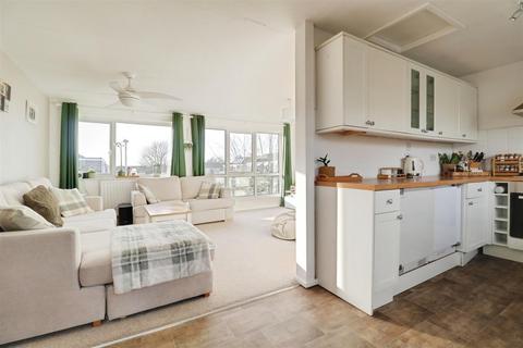 3 bedroom townhouse for sale, Wheelock Close, Alsager