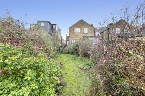 3 bedroom end of terrace house for sale, Alfred Road, Buckhurst Hill, IG9
