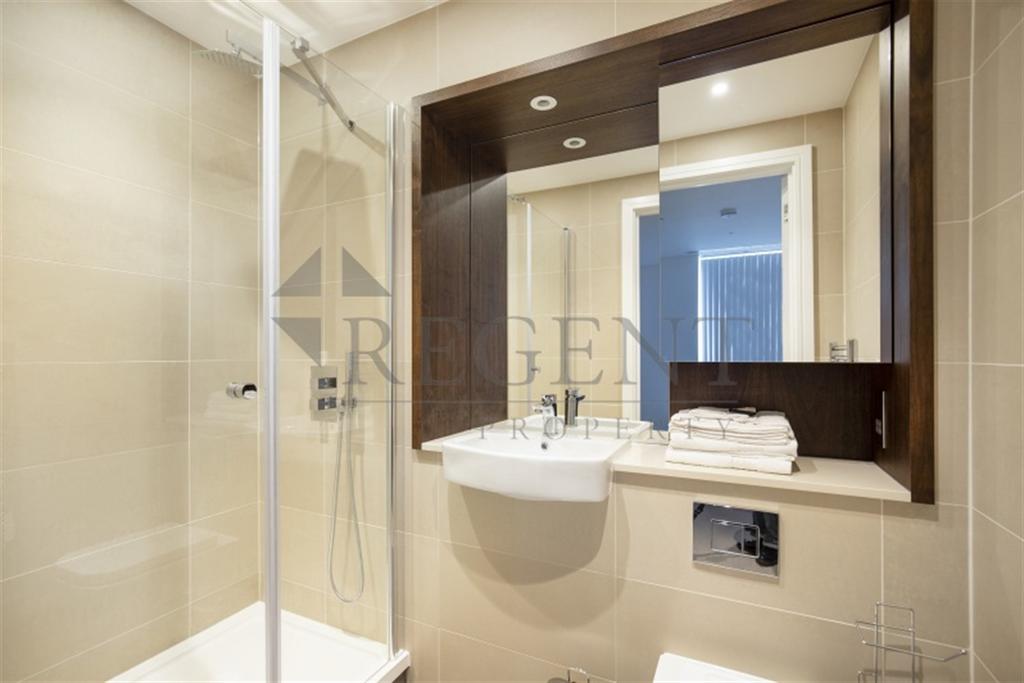 Main ensuite