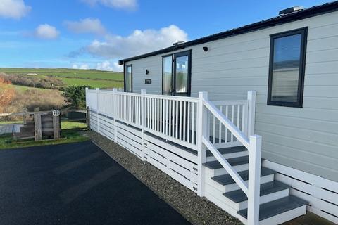 undefined, Porth, Newquay TR8