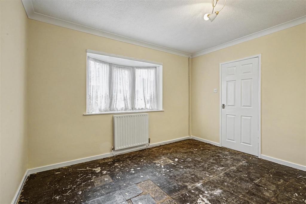 Lounge/Sitting Room