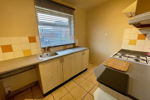 2 bedroom semi-detached house for sale, Chestnut Close, Kingsbury, West Midlands, B78