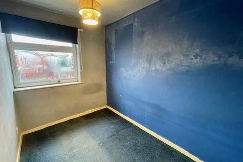 2 bedroom semi-detached house for sale, Chestnut Close, Kingsbury, West Midlands, B78