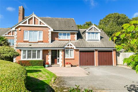 5 bedroom detached house for sale, Velvet Lawn Road, New Milton, Hampshire, BH25